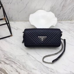 프라다 다이어그램 가죽 숄더백 1BD164 네이비