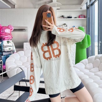 발렌시아가 남여공용 긴팔 528823 베이지