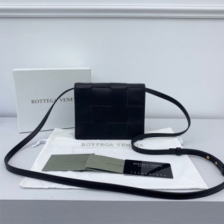 보테가 인트레치아토 나파 미니 크로스 백 574051 블랙