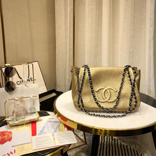 샤넬 신상 플랩 체인 숄더백 A94008 골드