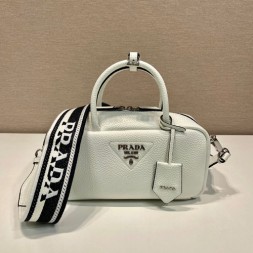 프라다 레더 탑 핸들 백 1BB102-3