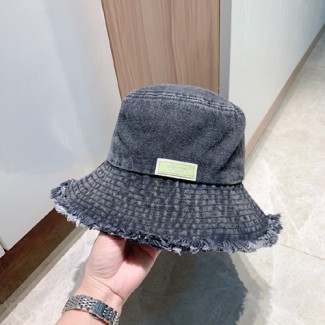 셀린느 신상 모자 183337