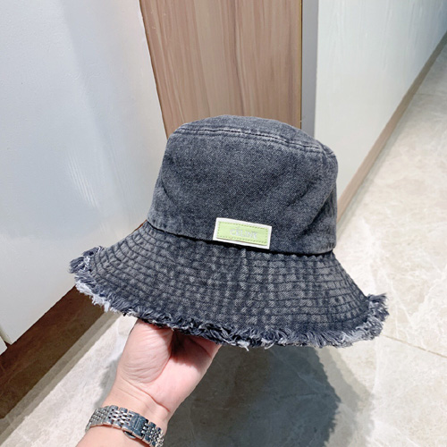 셀린느 신상 모자 183337