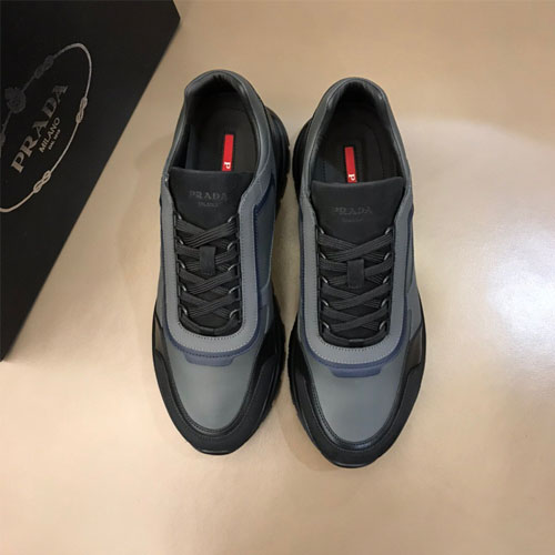 프라다 남성용 신상 스니커즈 F0767