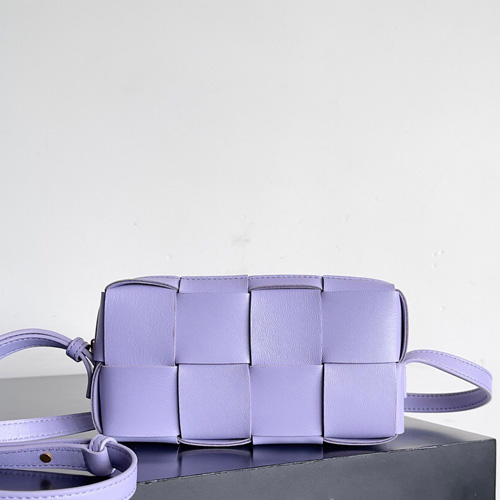 보테가 카세트 미니 크로스바디 백 755031-2