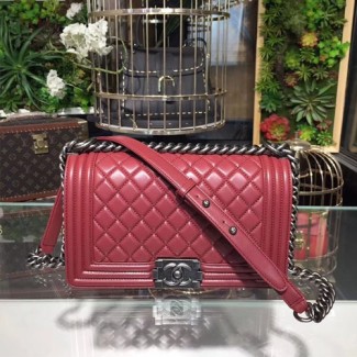 샤넬 미듐 보이백 A67086 램스킨 버건디 은장