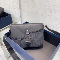 디올 새들 스트랩백 M9957