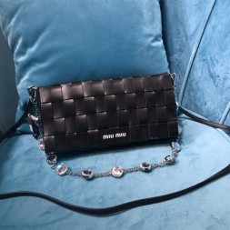 미우미우 나파 가죽 숄더 백 5BD177 블랙