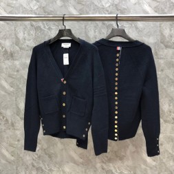 톰브라운 남여공용 가디건 TB8744