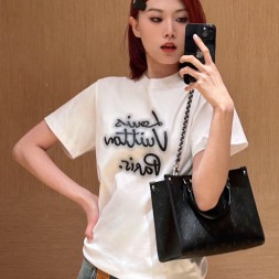 루이비통 남여공용 반팔 M10487