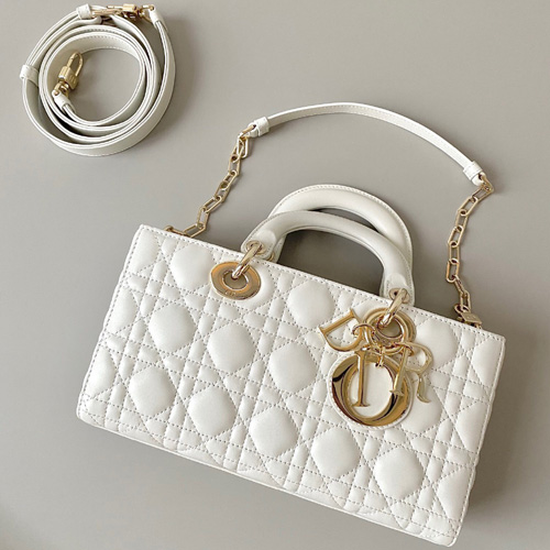 디올 LADY D-JOY 백 미듐 M0540 화이트