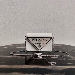 프라다 맥시 트라이앵글 로고 체인 숄더백 1BH189 화이트