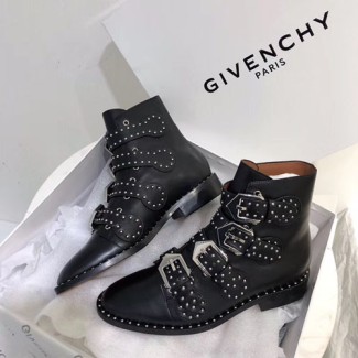 지방시 쇼트 부츠 GV39046 블랙