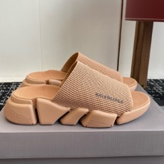 발렌시아가 남여공용 슬리퍼 656084-6