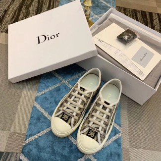 디올 여성용 신상 스니커즈 M50048
