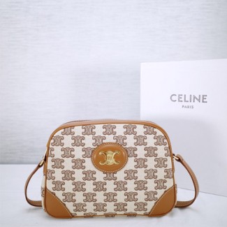 셀린느 트리오페 자수 카메라백 194332