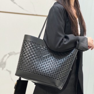 프라다 신상 토트백 1BG503