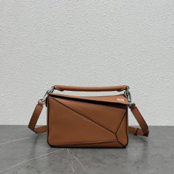 로에베 퍼즐백 스몰 10172-6