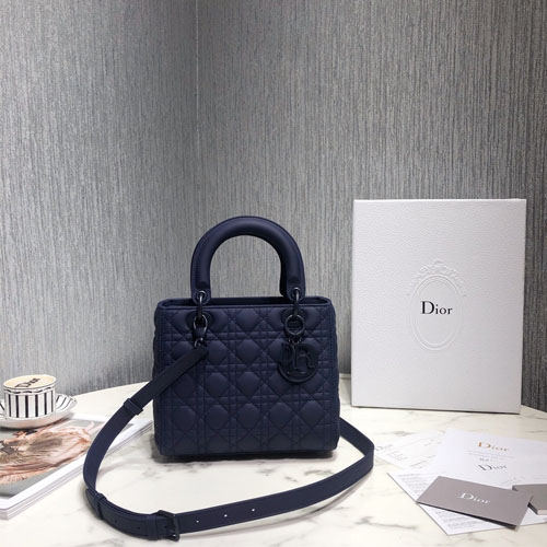 디올 울트라 매트 미듐 레이디백 M0565 네이비
