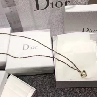 디올 신상 목걸이 D20025