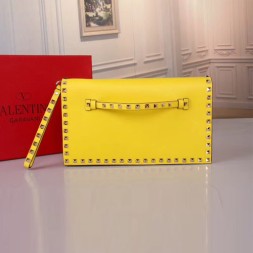 발렌티노 락스터드 미듐 클러치백 PW0B0399 옐로우