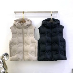 루이비통 남여공용 패딩조끼 M10419