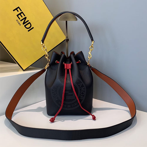 펜디 몬트레조 버킷백 8BT309 블랙