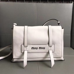 미우미우 신상 가죽 로고 숄더백 5BD073 화이트
