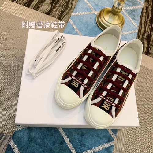 디올 여성용 신상 스니커즈 M50047