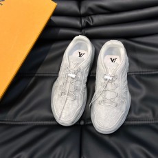 루이비통 남성용 운동화  M0504-4