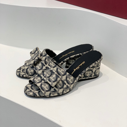 페레가모 슬리퍼 F38128-1