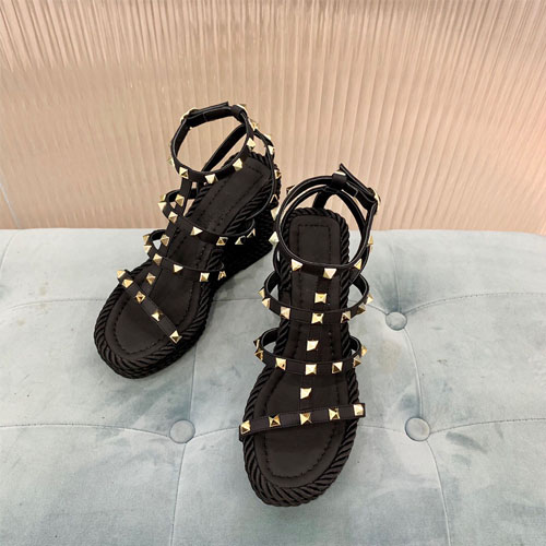 발렌티노 신상 펌프스 2S0S25 블랙