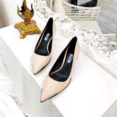 프라다 여성용 신상 펌프스  F0683 베이지