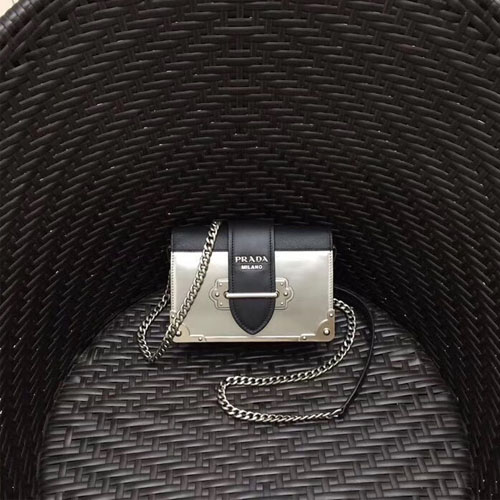 프라다 18S/S 카이에 숄더백 1BH018 실버