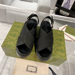 구찌 여성용 샌들 670513-2