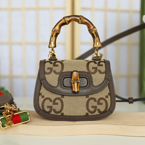 구찌 미니 점보 GG 뱀부 핸드백 686864