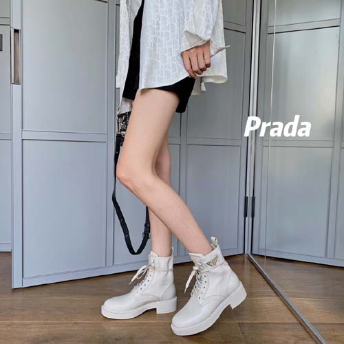프라다 여성용 앵글부츠 F0865-2