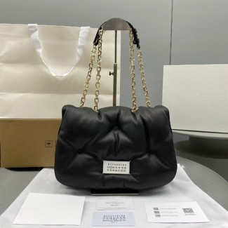 마르지엘라 미듐 글램슬램 크로스백 MM3398 블랙 금장