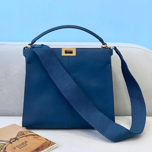 펜디 피카부 X-라이트 미디엄 8BN310-5