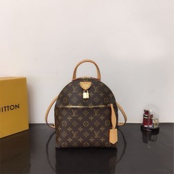 루이비통 LV 문 백팩 M44944