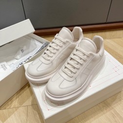 알렉산더 맥퀸신발  남여공용 스니커즈 586440-1