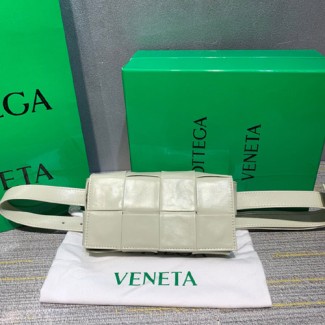 보테가 벨트 카세트백 639367 유광 화이트