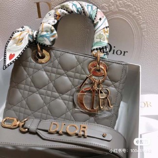 디올 신상 방도 스카프 D1078