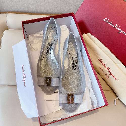 페레가모 여성용 플랫  F38145-4