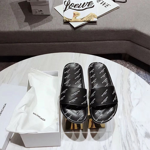 발렌시아가 남여공용 신상 슬리퍼 26324 블랙