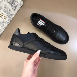 디올 남성용 스니커즈 KDI636