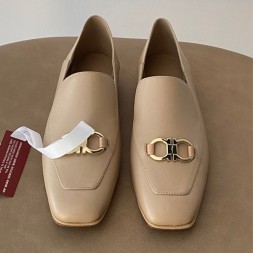 페레가모 신상 로퍼 F38101-2