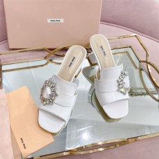 미우미우 신상 샌들 57207 화이트
