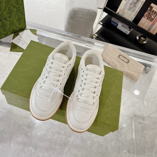 구찌 남여공용 운동화 670479-7