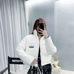 프라다 여성용 패딩 3A447 화이트